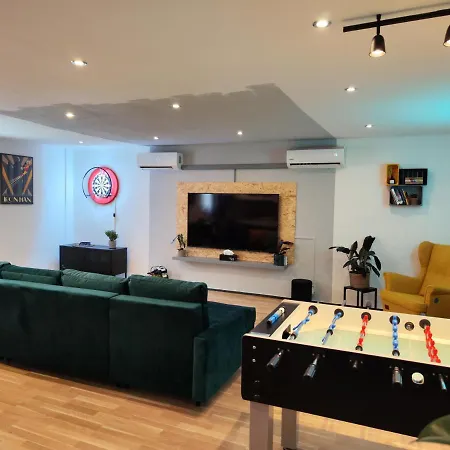 Vibe House